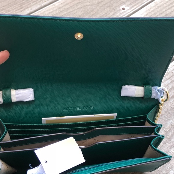 NWT - Picture 3 of 8